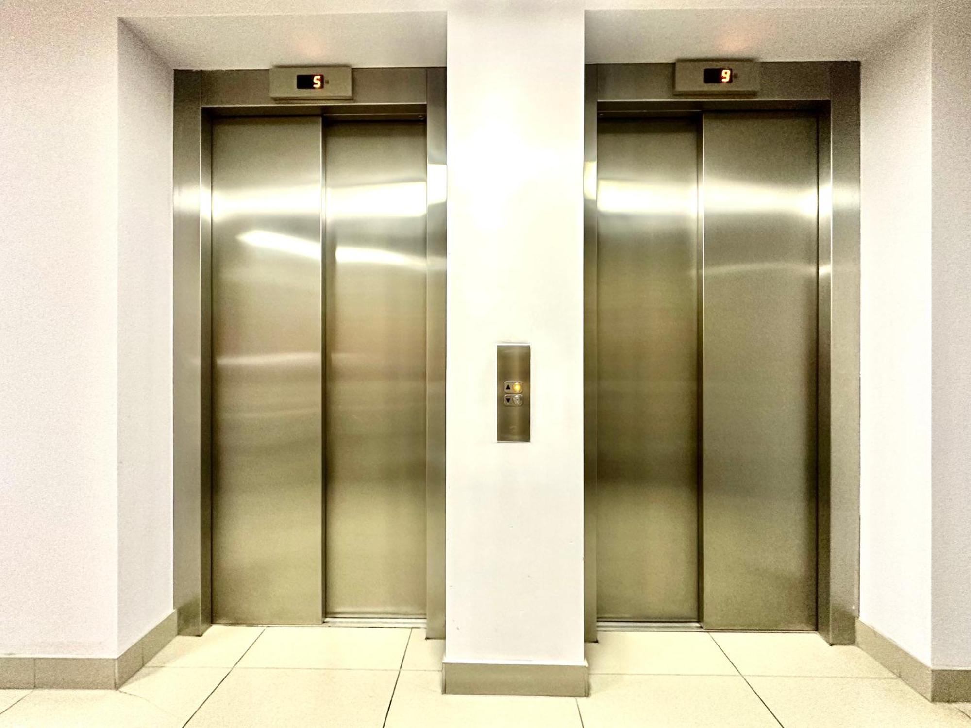 Podwale 2 Apartment - Self Check-In 20H ~Parking & Lift Vratislav Exteriér fotografie